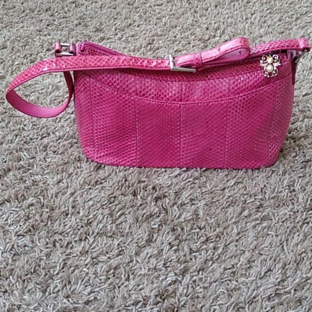 Etienne Aigner purse - Picture 2 of 12
